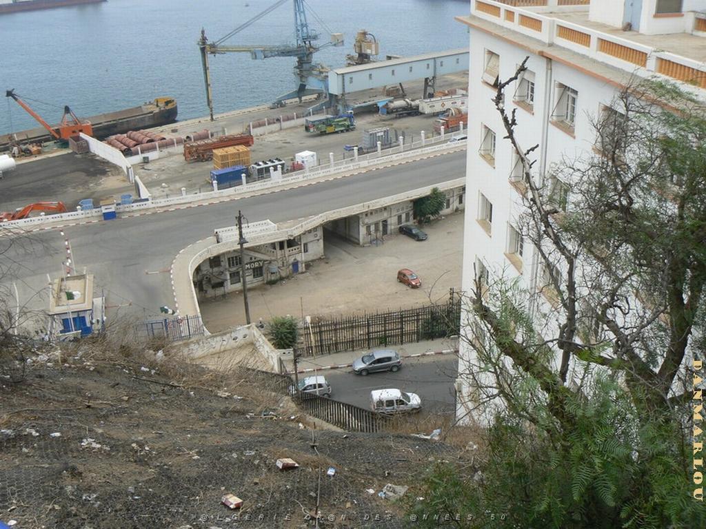66 l'entree du port .jpg